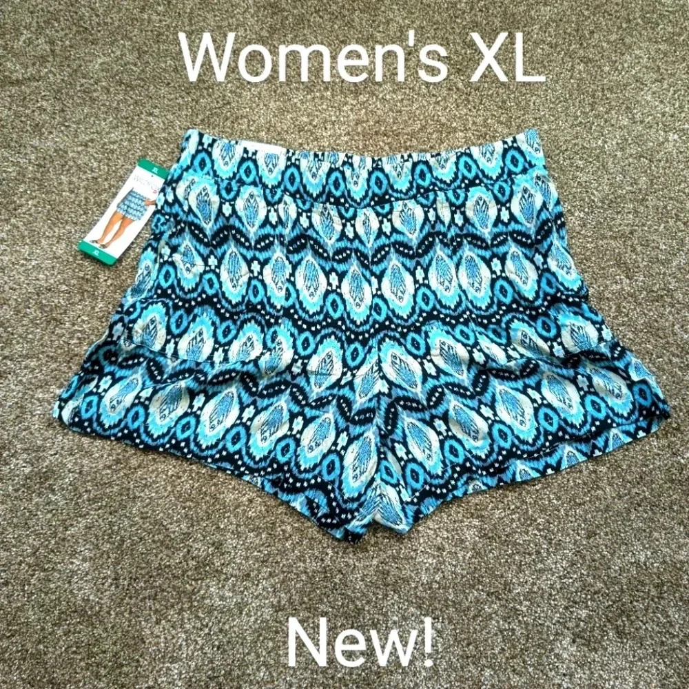 🌺⭐2/$25⭐New! Women's XL wildfox shorts
